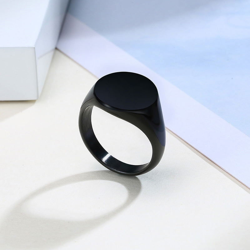 ROUND SIGNET RING - BLACK