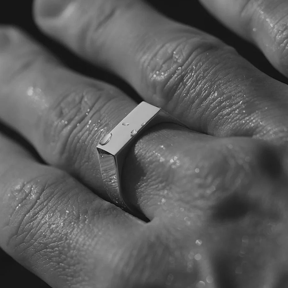 RECTANGLE SIGNET RING - SILVER