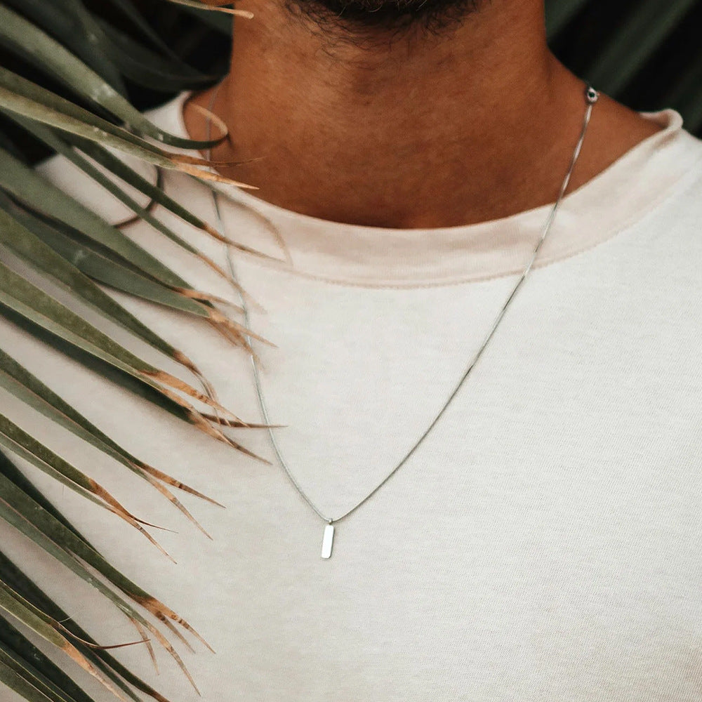 RECTANGLE PENDANT NECKLACE - SLIVER