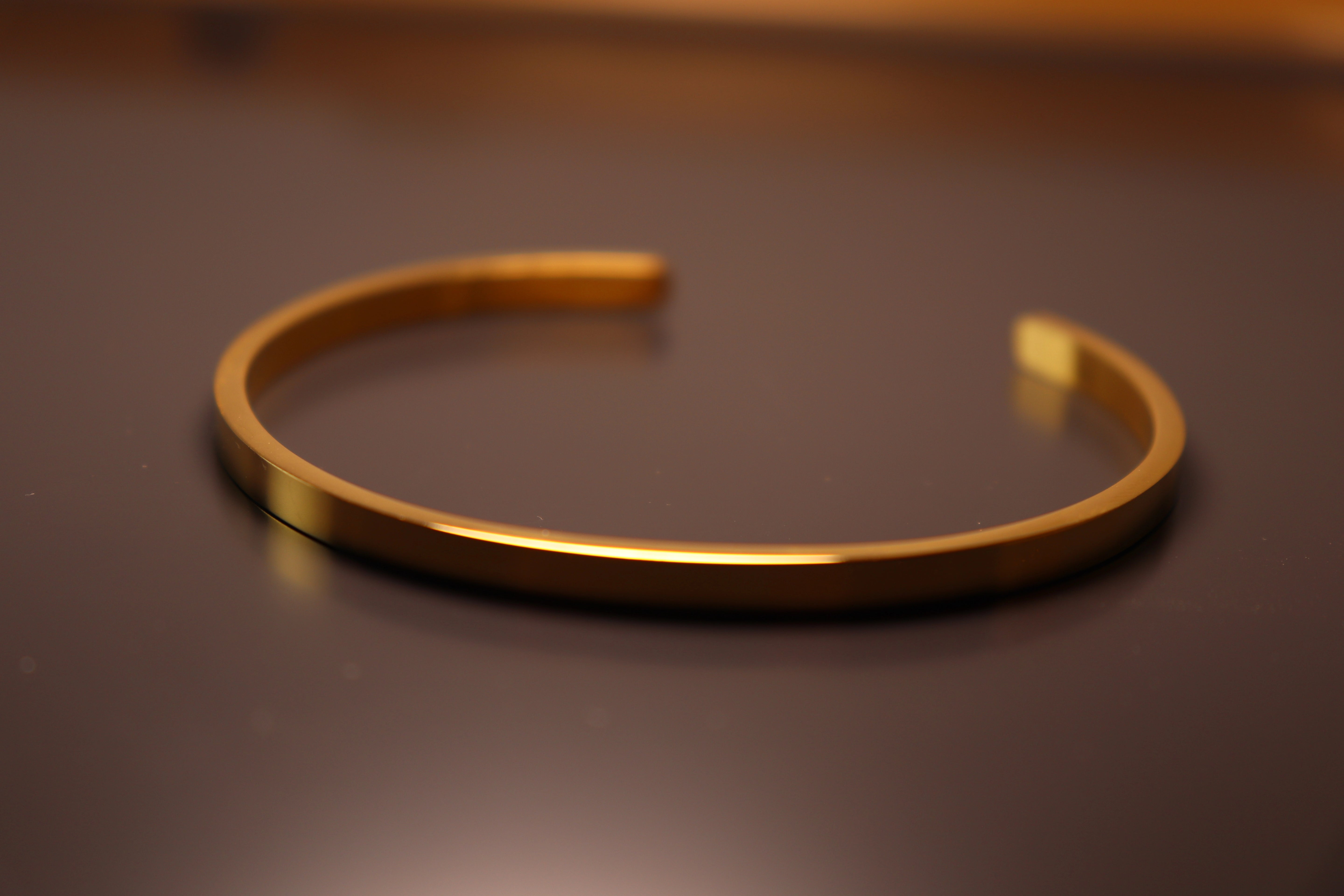 CUFF BRACELET - GOLD