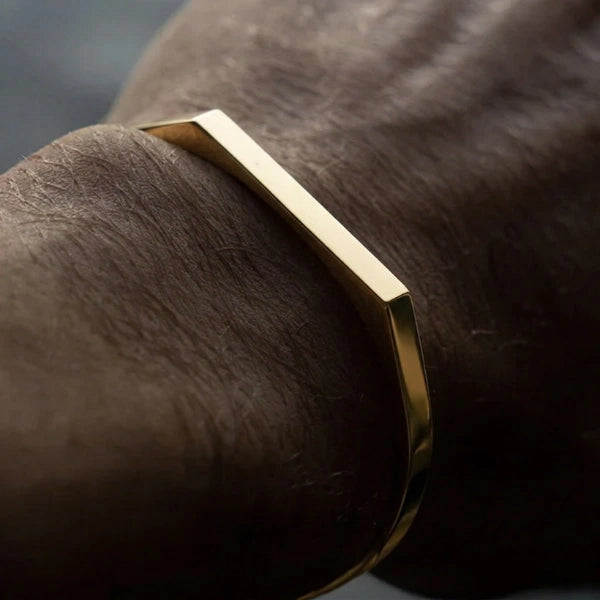 RECTANGLE CUFF BRACELET - GOLD