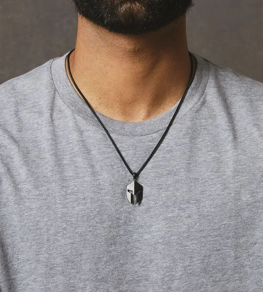 SPARTAN HELMET NECKLACE - BLACK