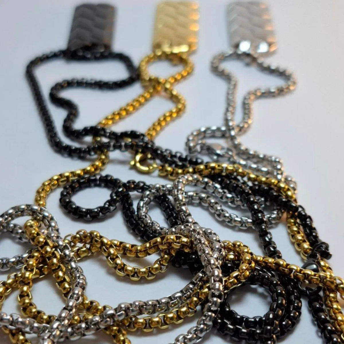 HEPHAESTUS HEXAGONAL NECKLACE - GOLD