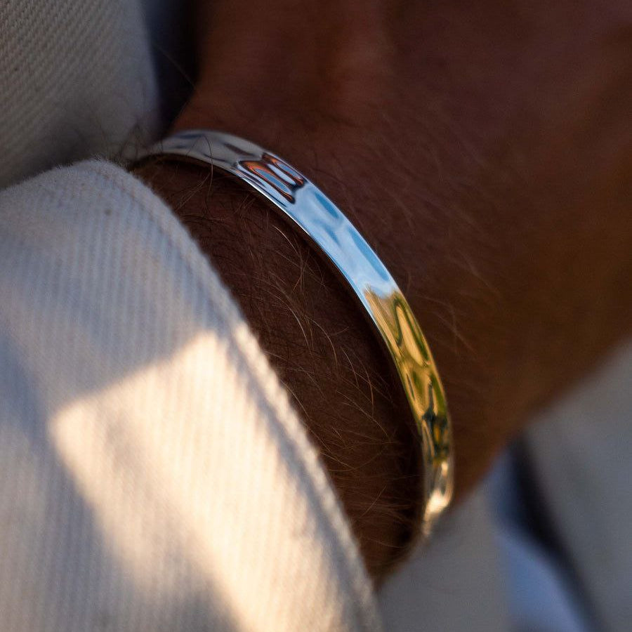 TIDAL CURVE BRACELET - SLIVER