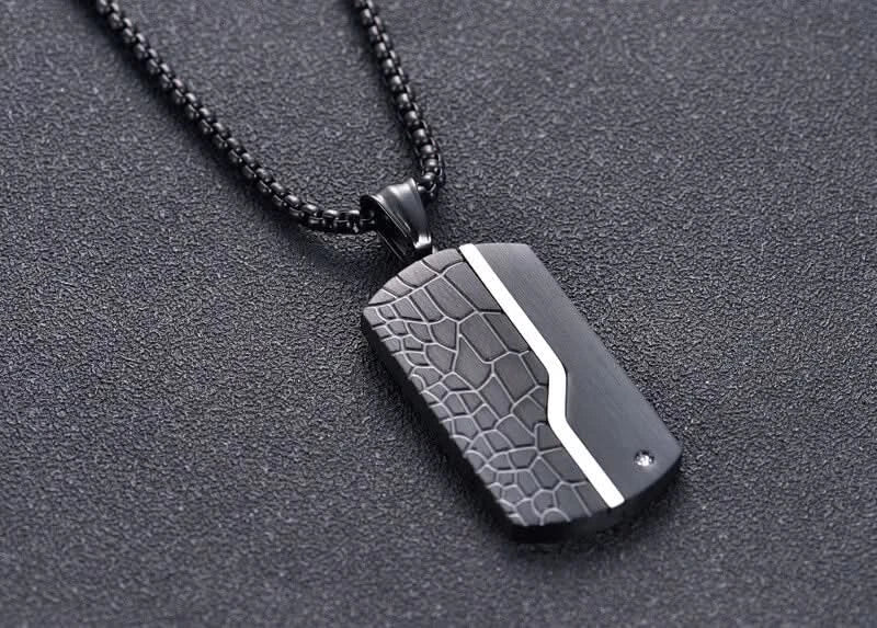 ROCK TAG NECKLACE - BLACK - Boujisphere