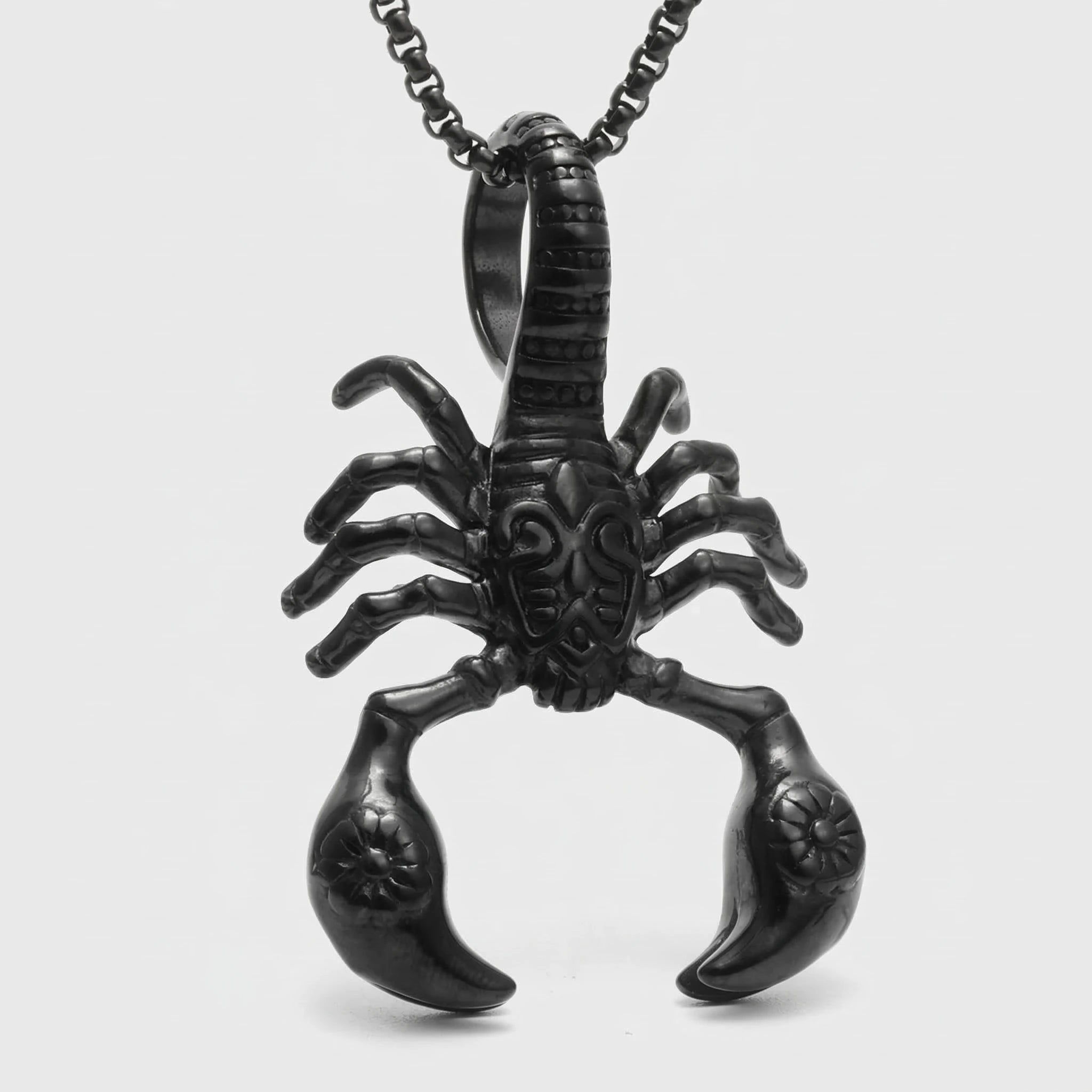 BOUJISPHERE SCORPION NECKLACE - BLACK