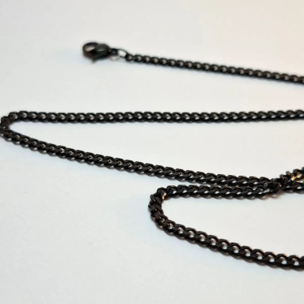 CUBAN LINK CHAIN - BLACK