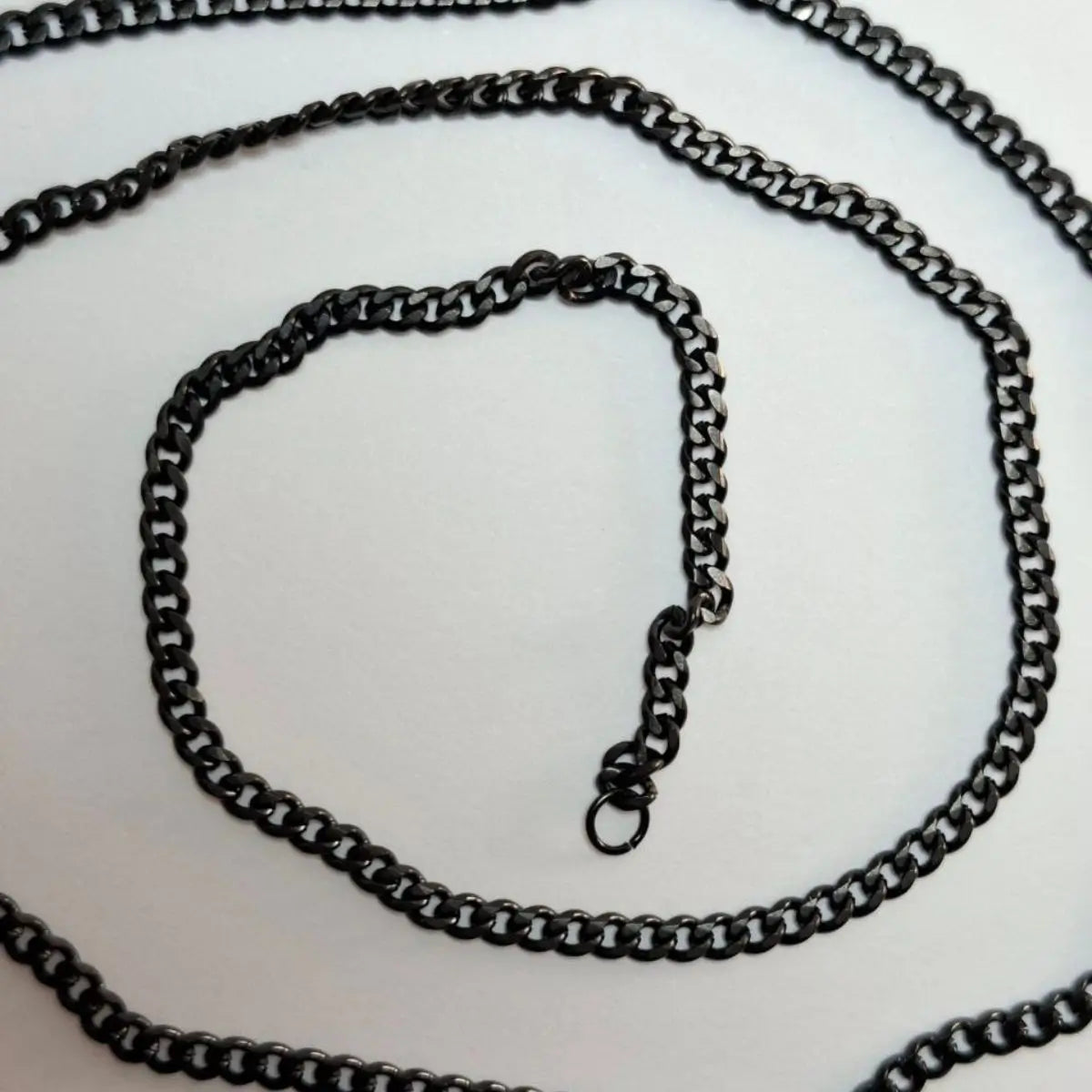 CUBAN LINK CHAIN - BLACK