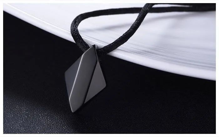 HEPHAESTUS GEM NECKLACE - BLACK - Boujisphere